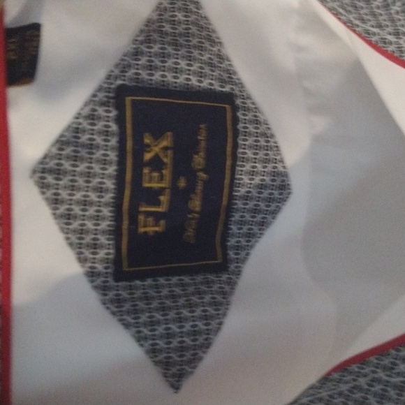 Flex Men’s White Short Sleeve Button-Up Shirt 2XL Stylish, Versatile, Make Offer - Picture 3 of 5